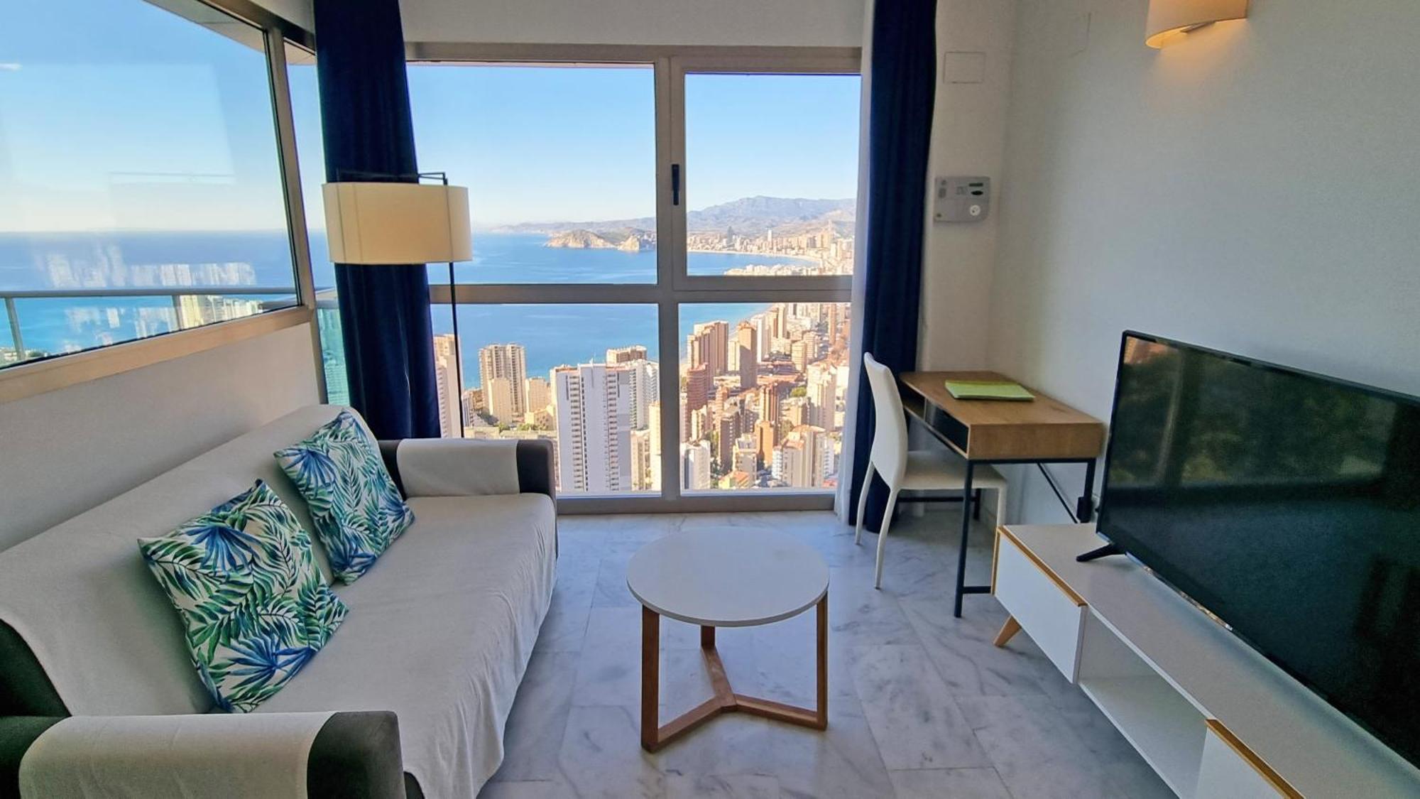 Highrise Apartment With Private Terrace & Sea Views - 34Th Floor ベニドルム エクステリア 写真