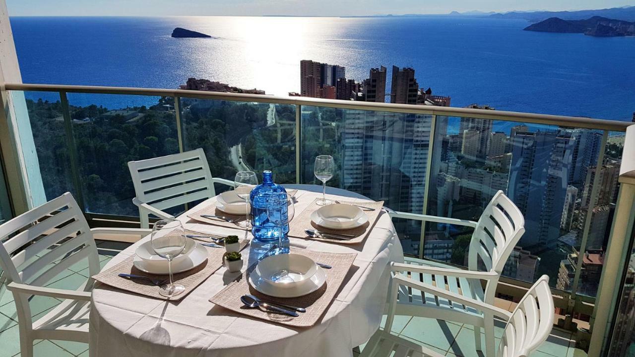 Highrise Apartment With Private Terrace & Sea Views - 34Th Floor ベニドルム エクステリア 写真